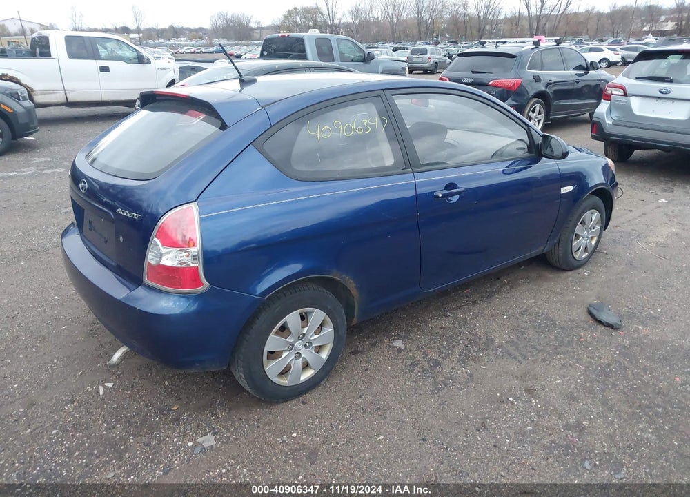 2008 HYUNDAI ACCENT GS VIN: KMHCM36C18U104078