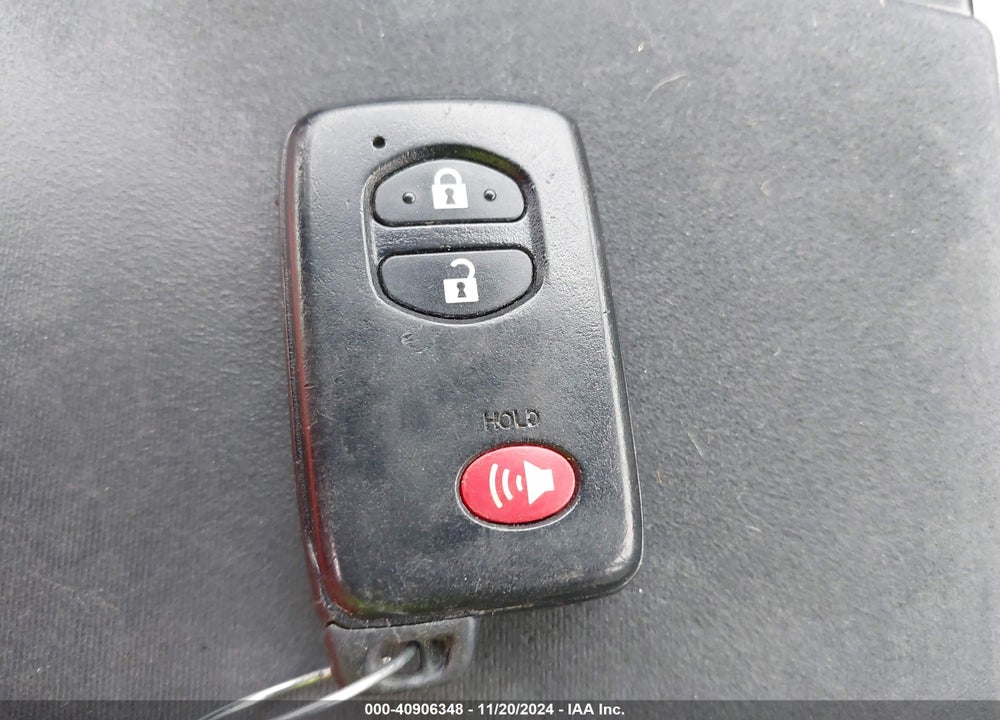 2013 TOYOTA PRIUS V TWO VIN: JTDZN3EU7D3199154