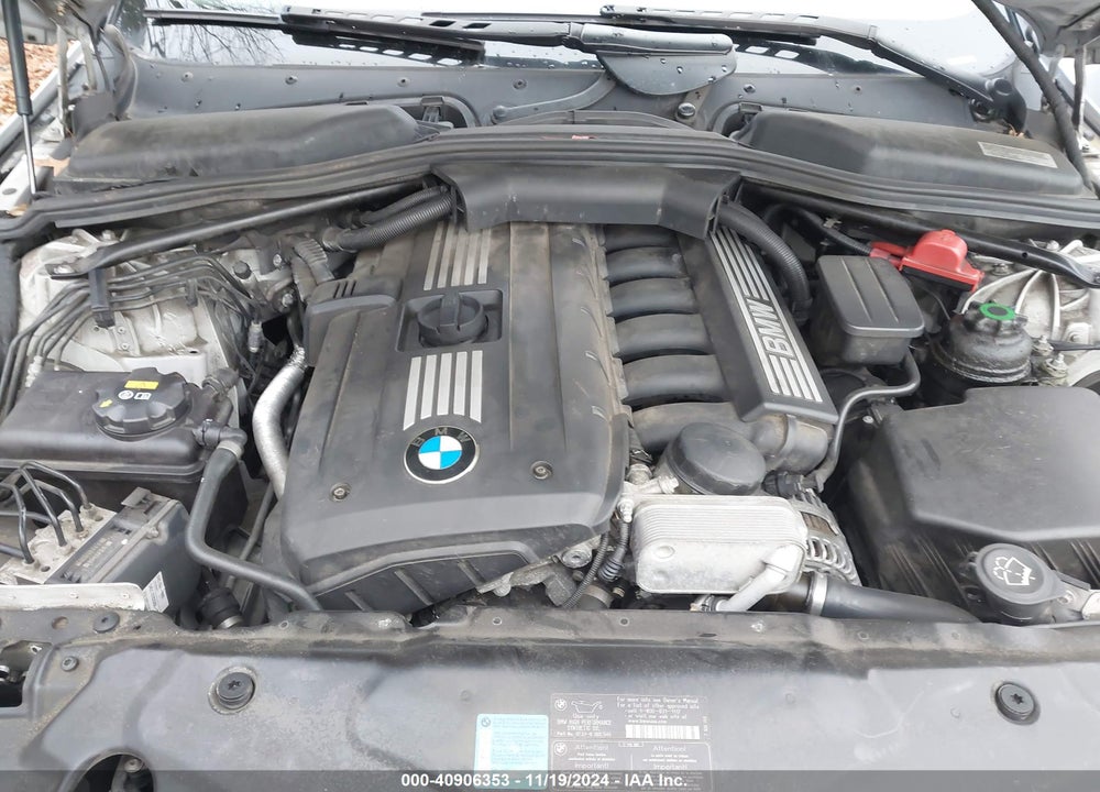2008 BMW 528XI VIN: WBANV13548CZ54021