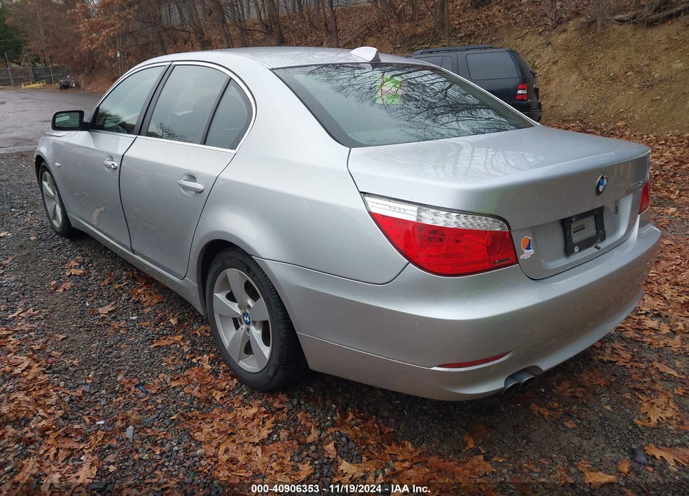 2008 BMW 528XI VIN: WBANV13548CZ54021