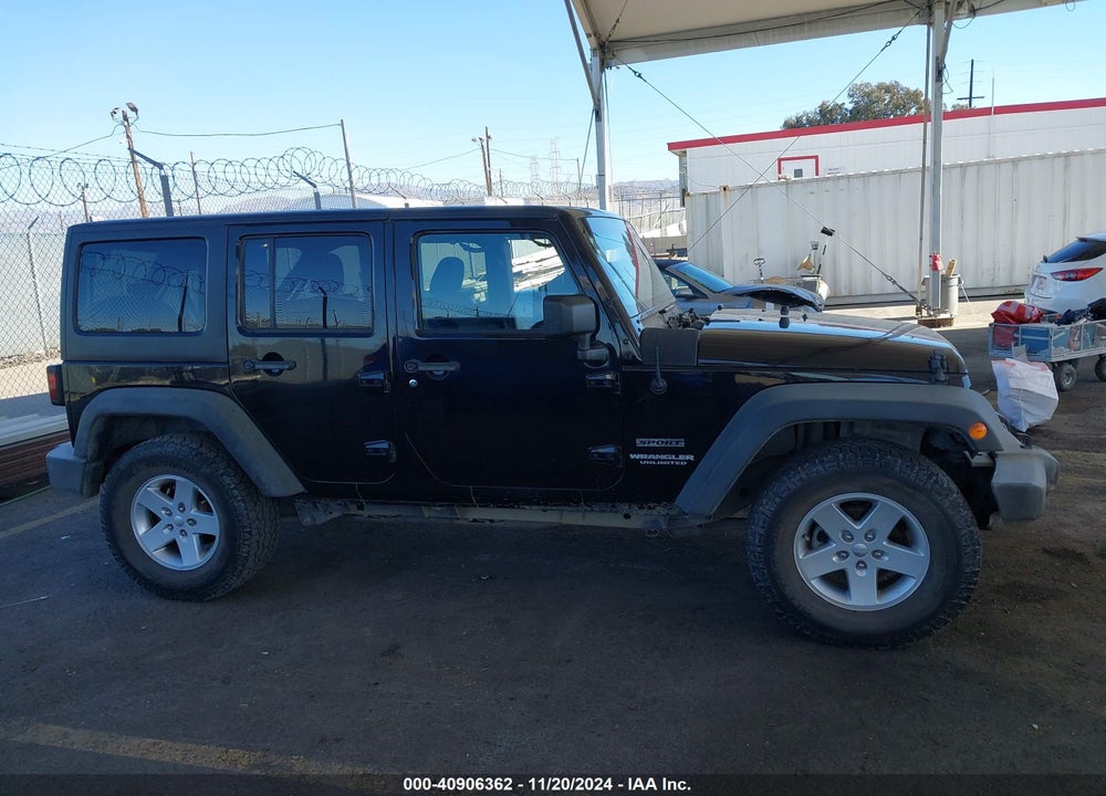 2017 JEEP WRANGLER UNLIMITED SPORT 4X4 VIN: 1C4BJWDG4HL644661