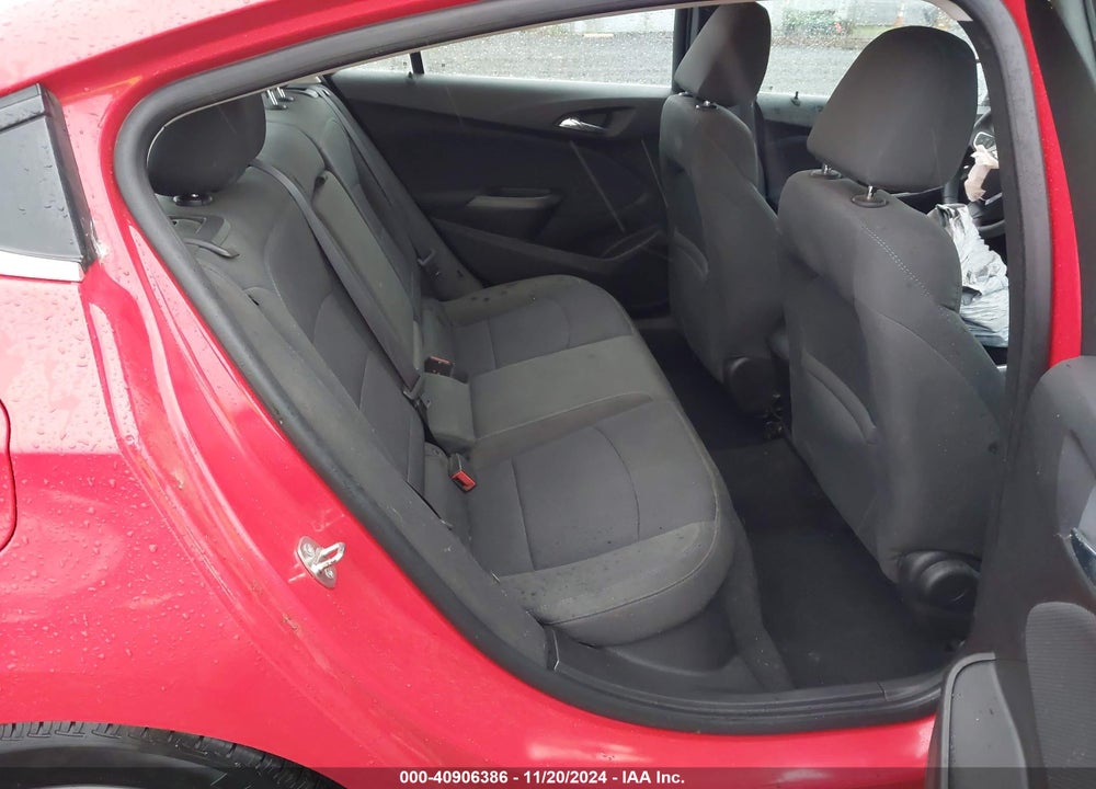 2017 CHEVROLET CRUZE LT AUTO VIN: 1G1BE5SM5H7102591