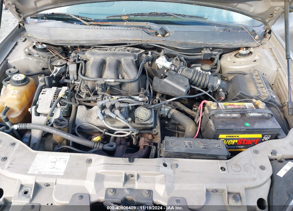 2004 FORD TAURUS SES VIN: 1FAFP55294G181518