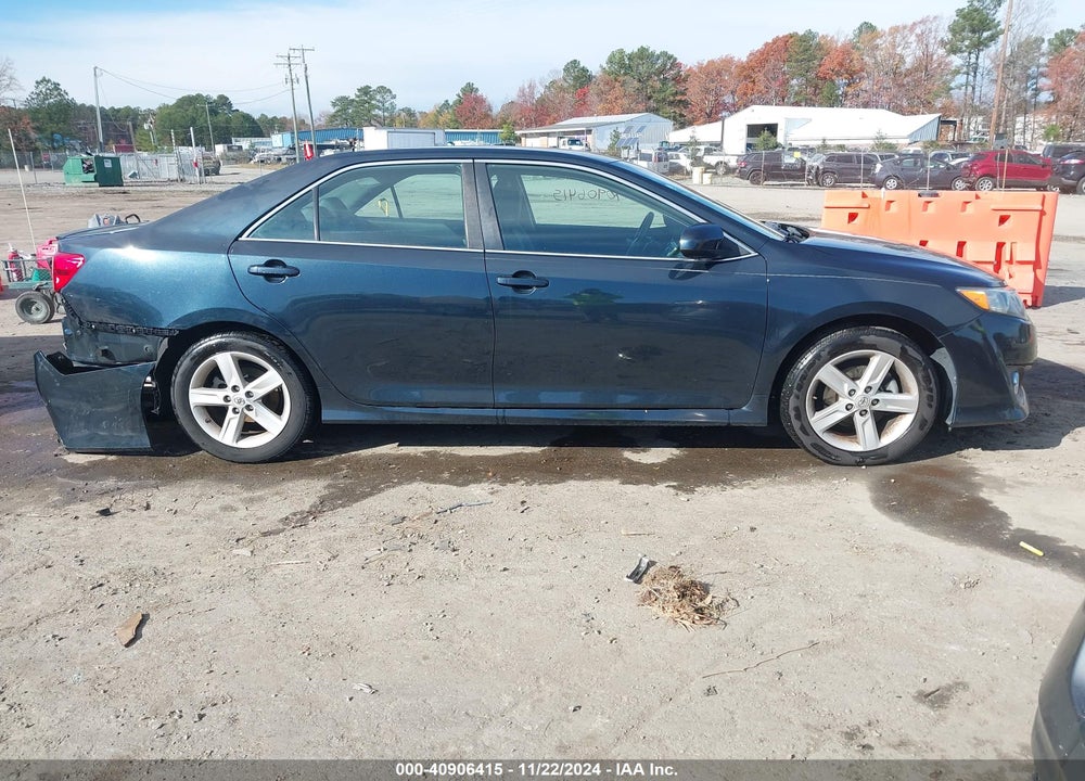 2014 TOYOTA CAMRY SE VIN: 4T1BF1FK4EU444533