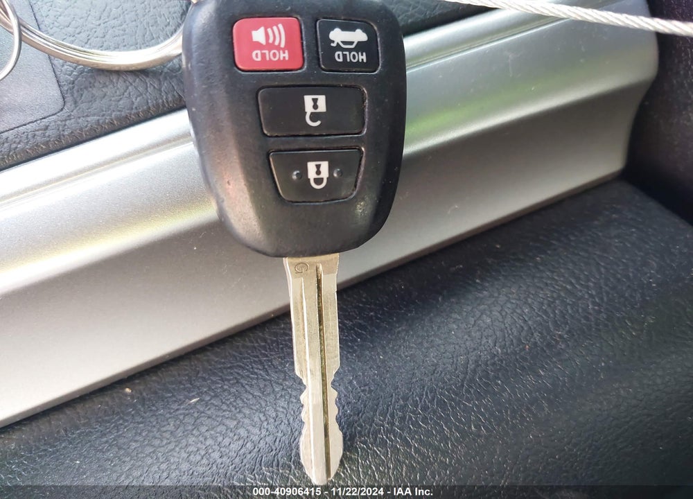 2014 TOYOTA CAMRY SE VIN: 4T1BF1FK4EU444533