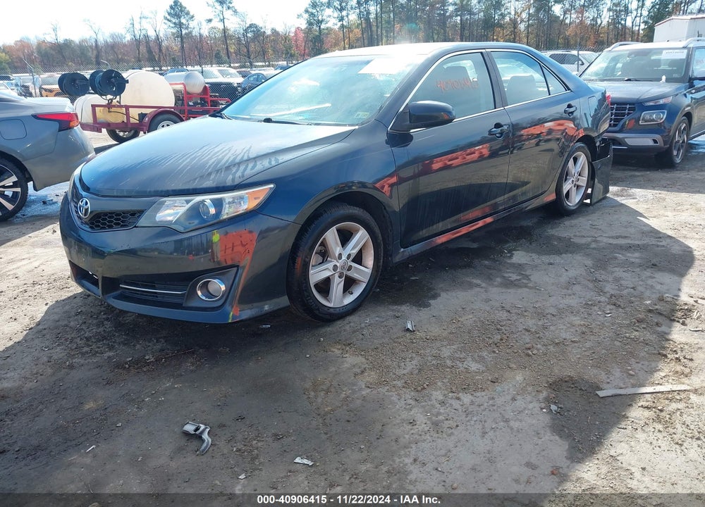 2014 TOYOTA CAMRY SE VIN: 4T1BF1FK4EU444533