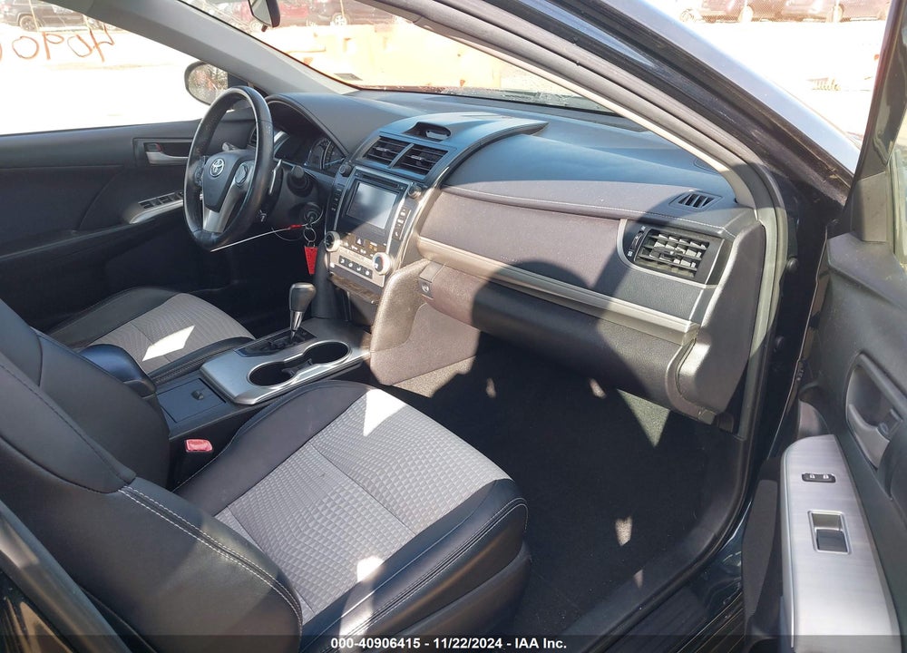 2014 TOYOTA CAMRY SE VIN: 4T1BF1FK4EU444533