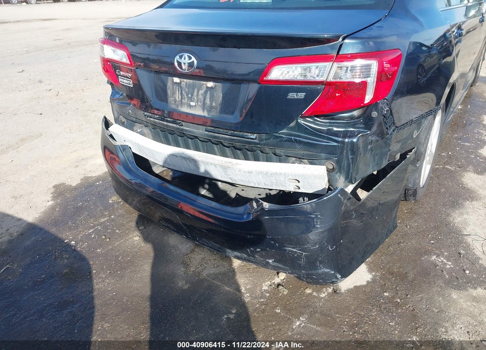 2014 TOYOTA CAMRY SE VIN: 4T1BF1FK4EU444533