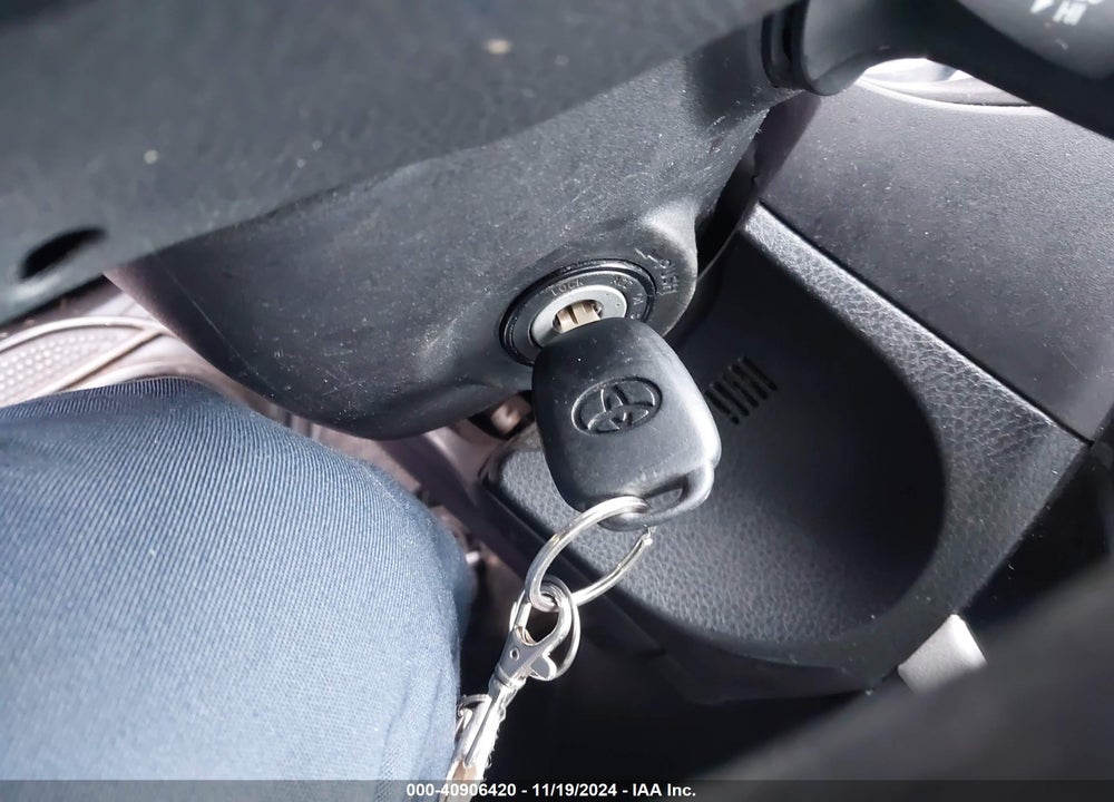 2016 TOYOTA COROLLA LE VIN: 5YFBURHE7GP497663