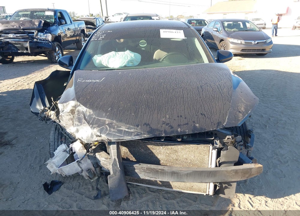 2017 HYUNDAI ELANTRA SE VIN: 5NPD84LF6HH156219