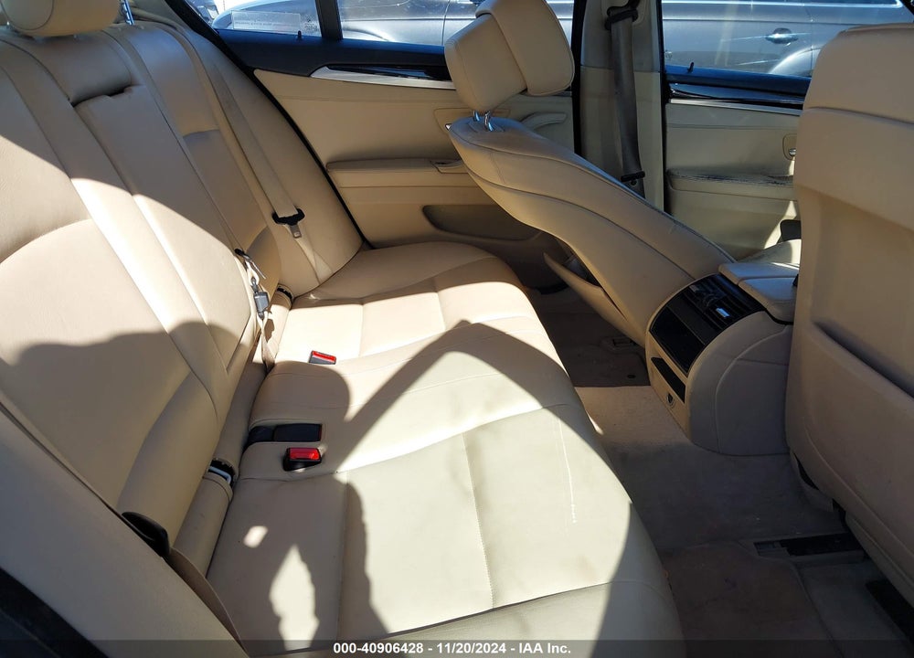 2013 BMW 528 VIN: WBAXG5C56DDY31982