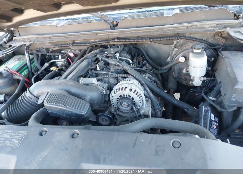 2008 CHEVROLET SILVERADO 1500 LT1 VIN: 2GCEK13M281126185