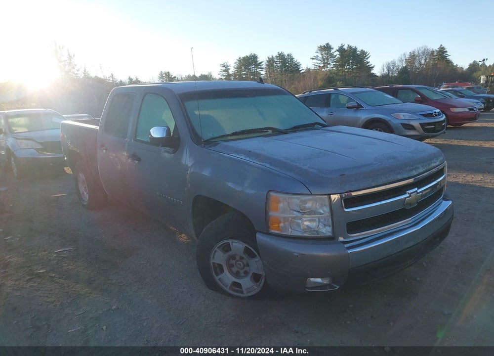 2008 CHEVROLET SILVERADO 1500 LT1 VIN: 2GCEK13M281126185