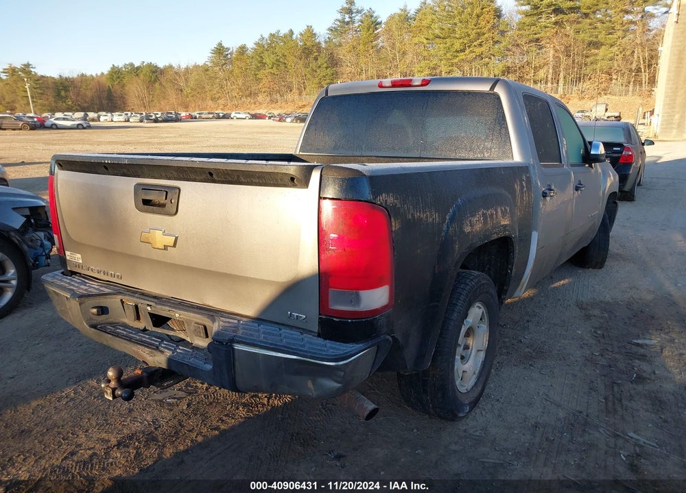 2008 CHEVROLET SILVERADO 1500 LT1 VIN: 2GCEK13M281126185