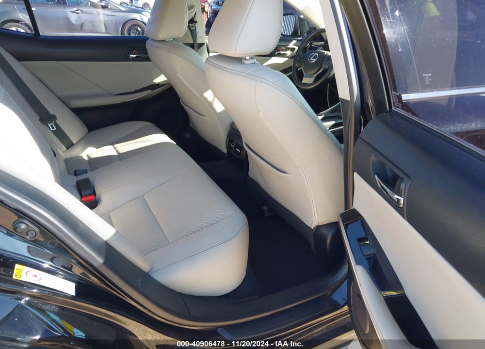 2015 LEXUS IS 250 VIN: JTHBF1D2XF5047121