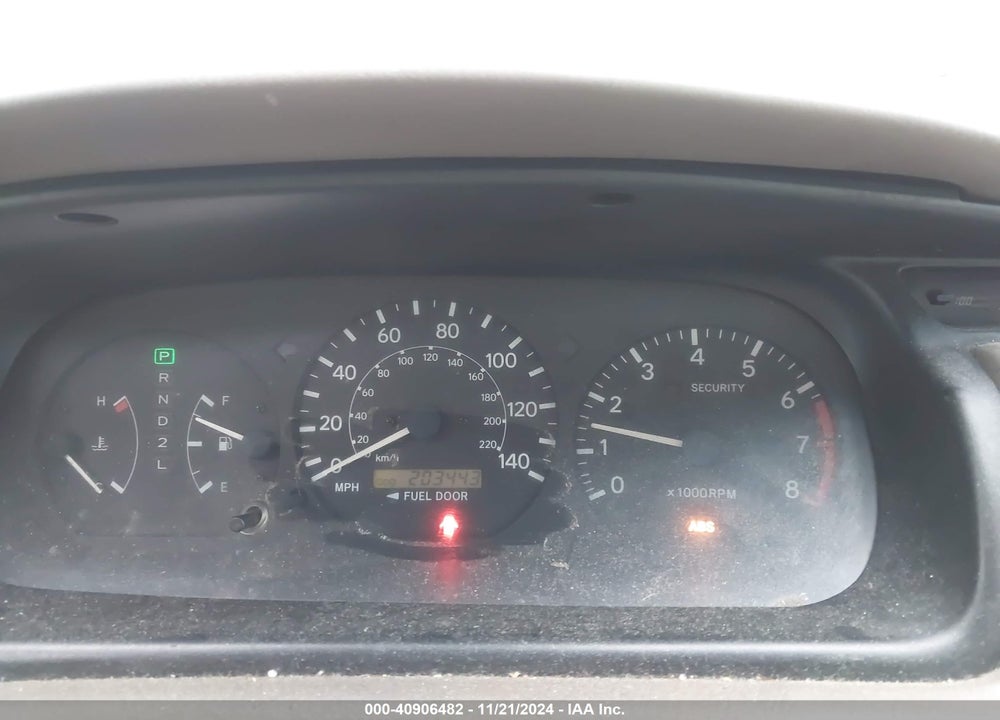 2001 TOYOTA CAMRY XLE V6 VIN: 4T1BF28K01U117821