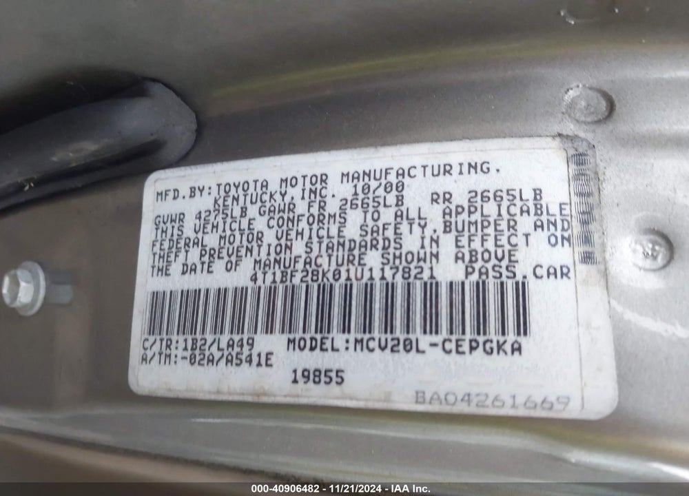 2001 TOYOTA CAMRY XLE V6 VIN: 4T1BF28K01U117821