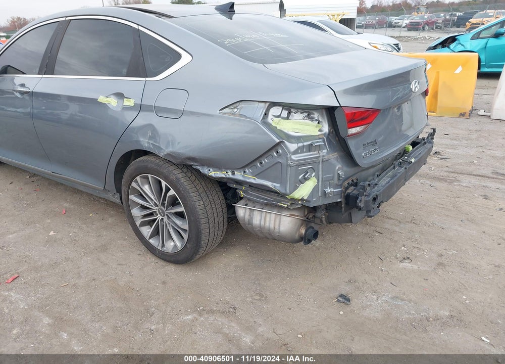 2015 HYUNDAI GENESIS 3.8 VIN: KMHGN4JE2FU071005