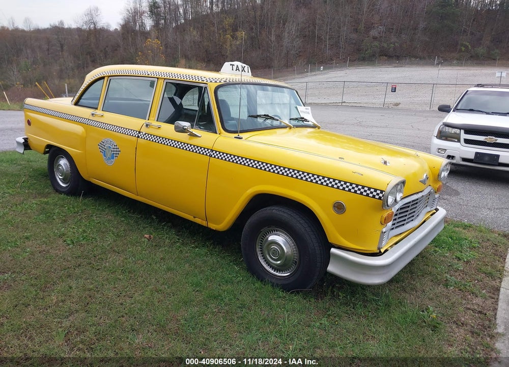 1981 CHECKER MARATHON VIN: 1CMTS422XBK001998