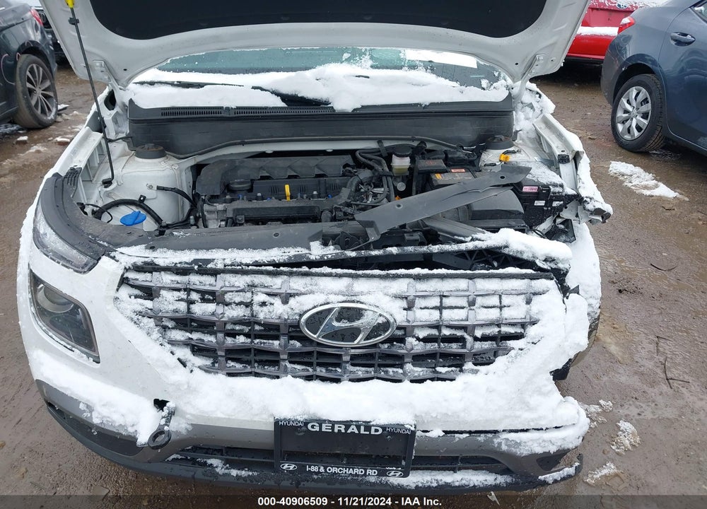 2024 HYUNDAI VENUE SEL VIN: KMHRC8A31RU285752