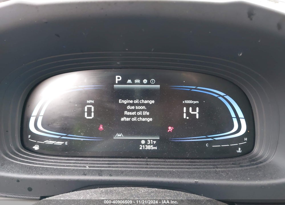 2024 HYUNDAI VENUE SEL VIN: KMHRC8A31RU285752