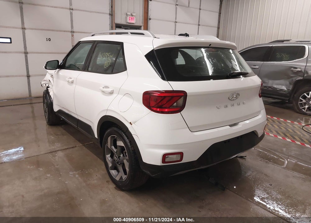 2024 HYUNDAI VENUE SEL VIN: KMHRC8A31RU285752