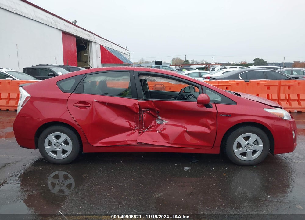2011 TOYOTA PRIUS THREE VIN: JTDKN3DU0B0313254
