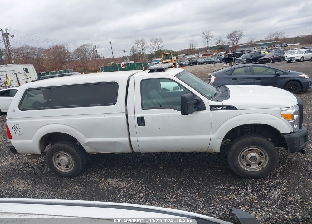 2013 FORD F-250 XL VIN: 1FTBF2B63DEB14037