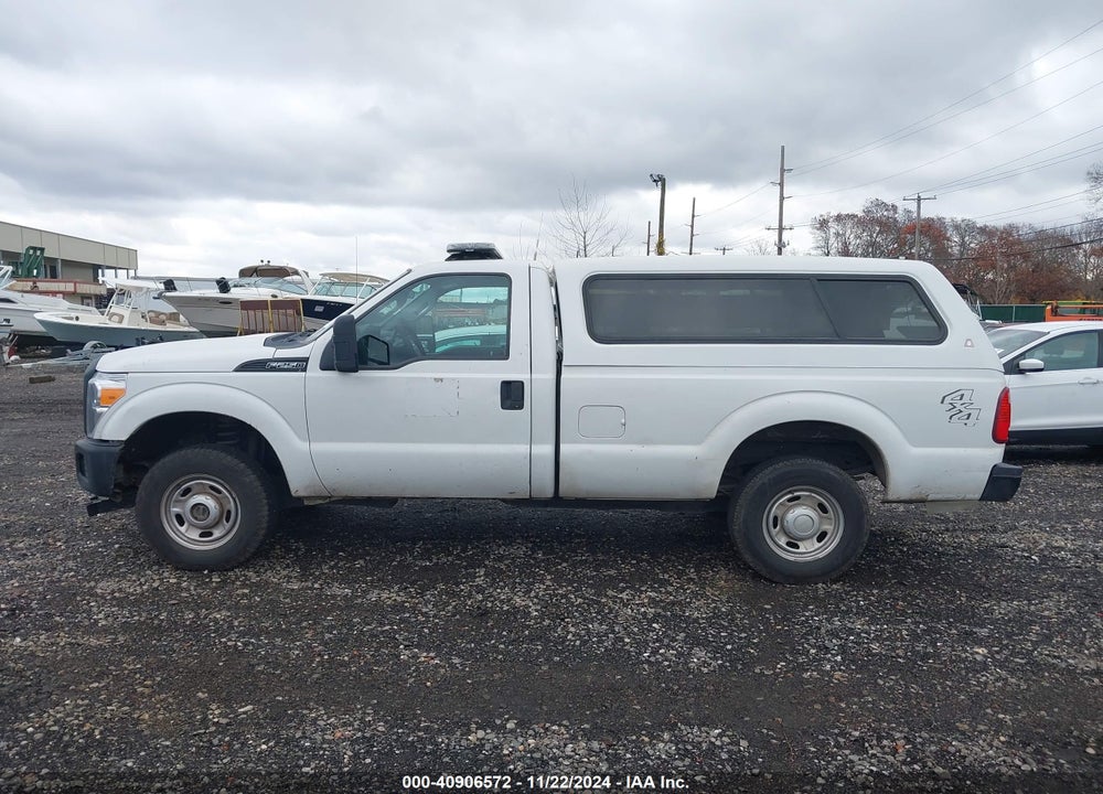2013 FORD F-250 XL VIN: 1FTBF2B63DEB14037