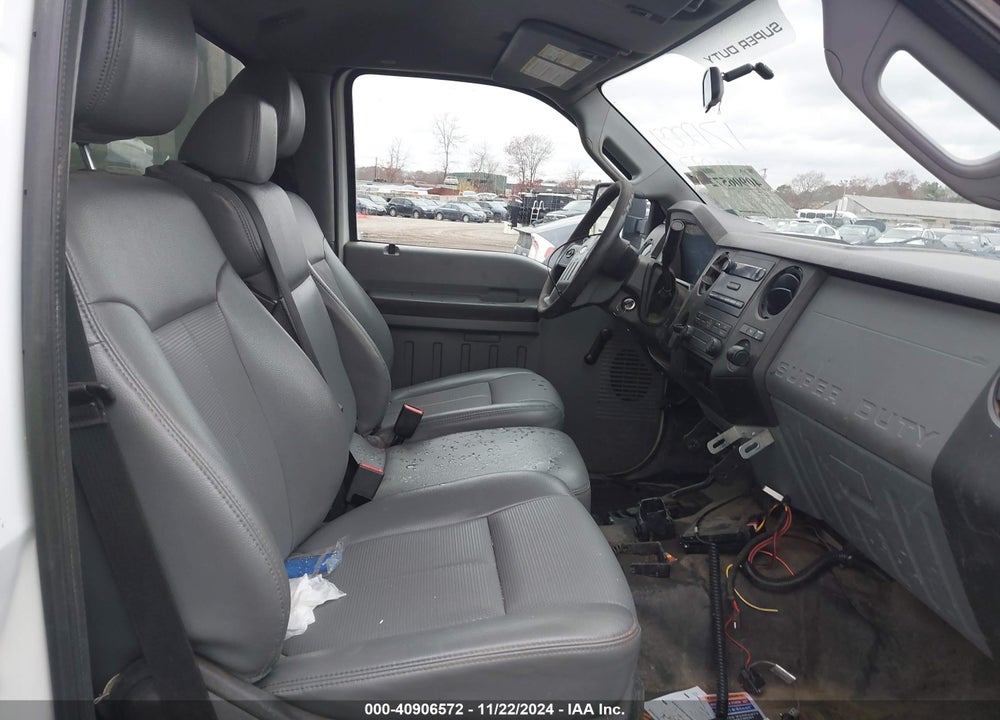 2013 FORD F-250 XL VIN: 1FTBF2B63DEB14037