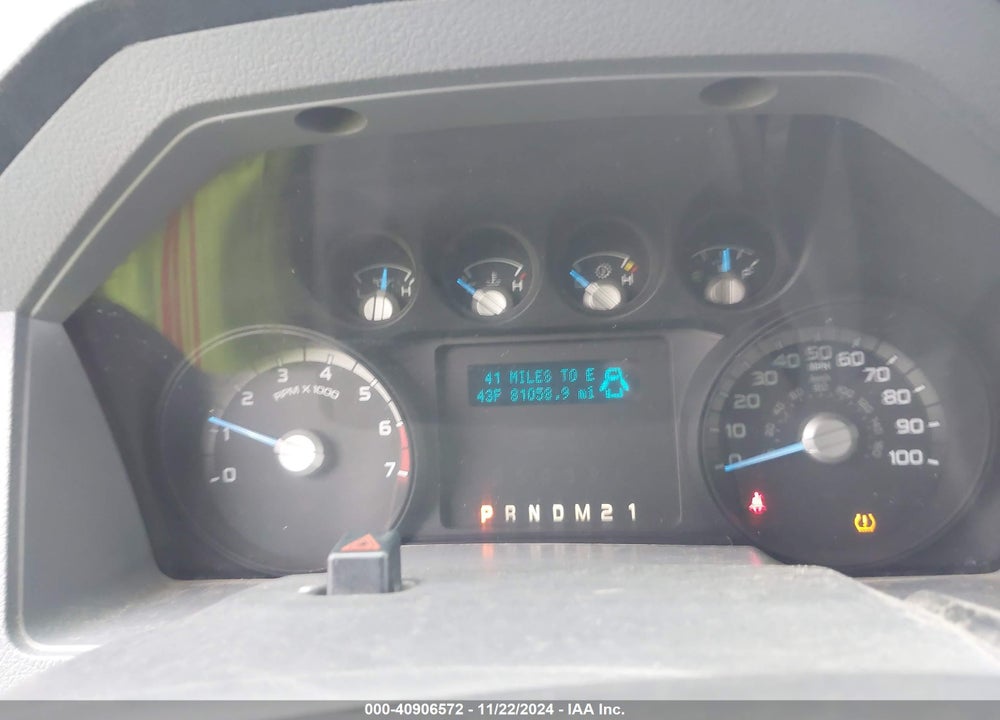 2013 FORD F-250 XL VIN: 1FTBF2B63DEB14037