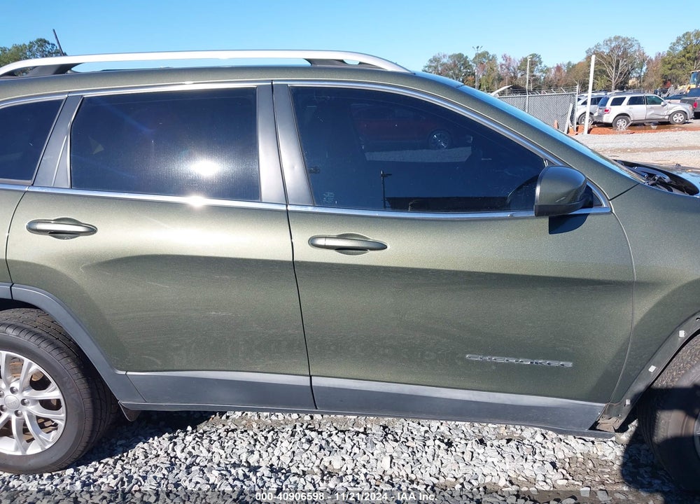 2019 JEEP CHEROKEE LATITUDE VIN: 1C4PJLCB2KD241466