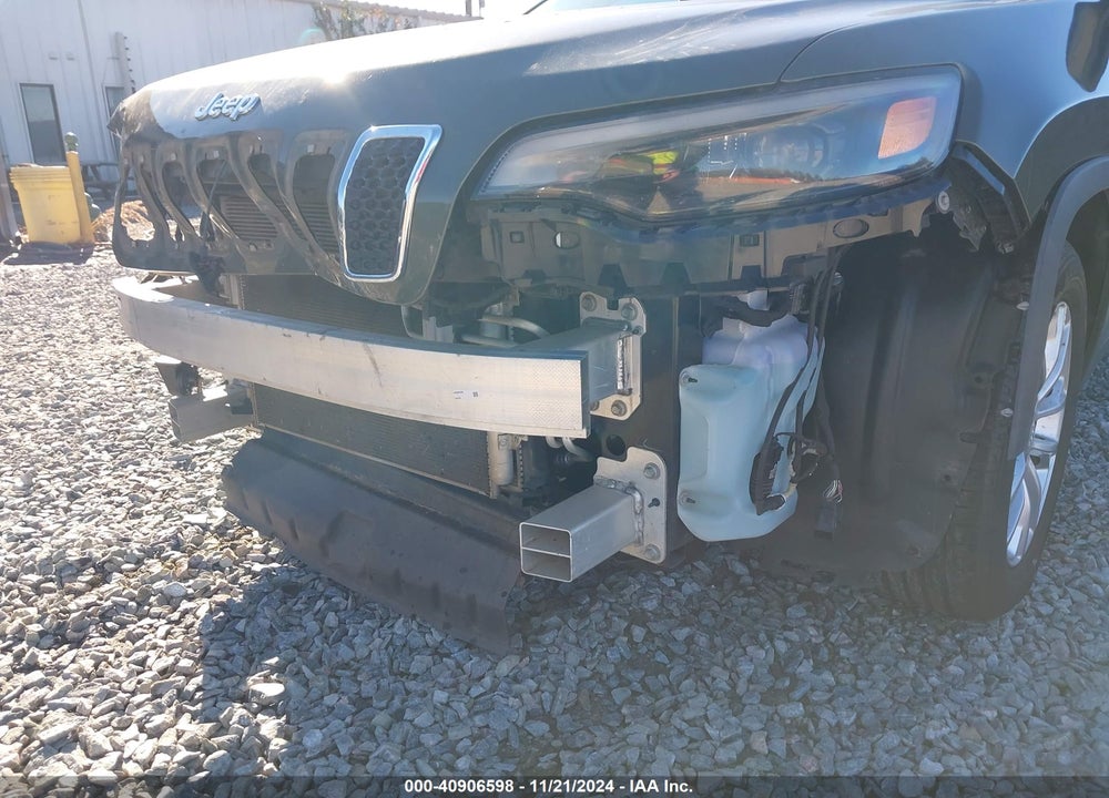 2019 JEEP CHEROKEE LATITUDE VIN: 1C4PJLCB2KD241466
