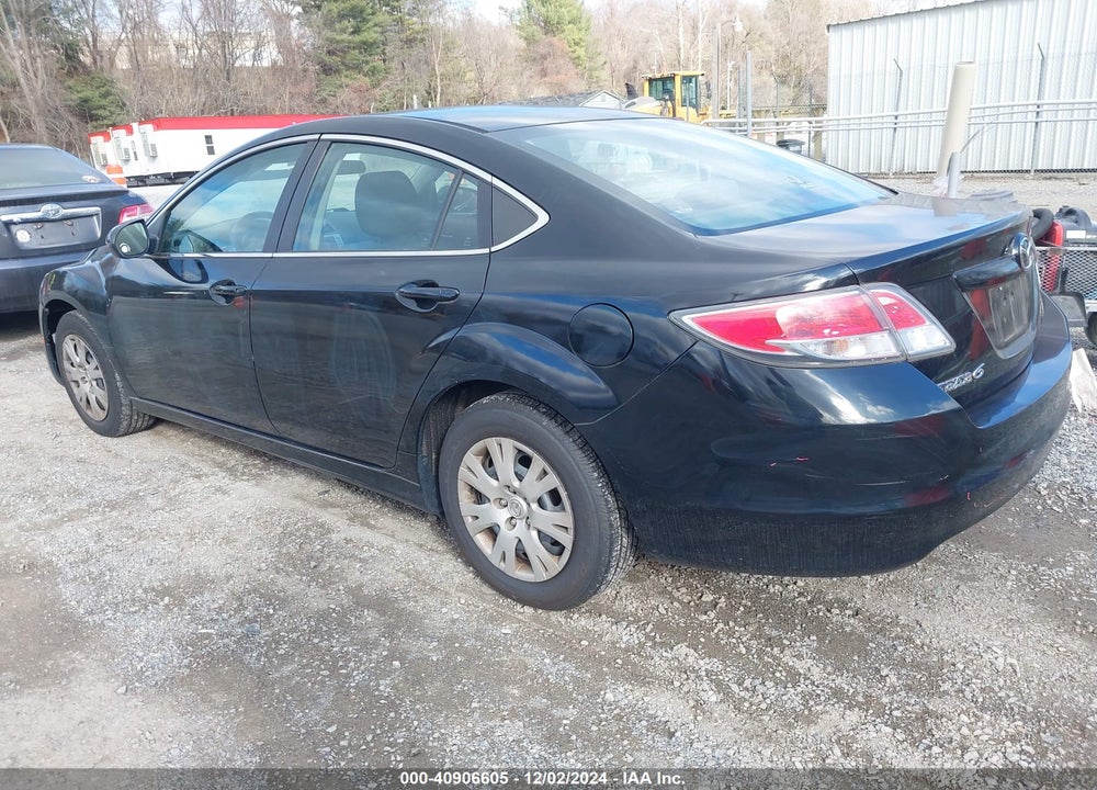 2011 MAZDA 6 I SPORT VIN: 1YVHZ8BH0B5M18438