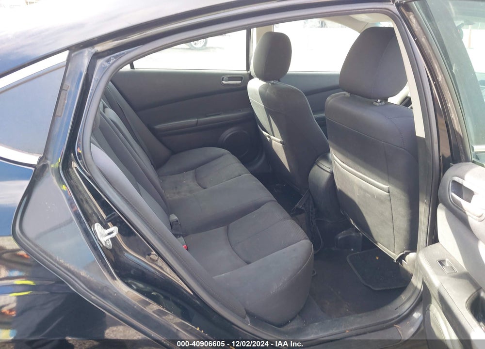 2011 MAZDA 6 I SPORT VIN: 1YVHZ8BH0B5M18438