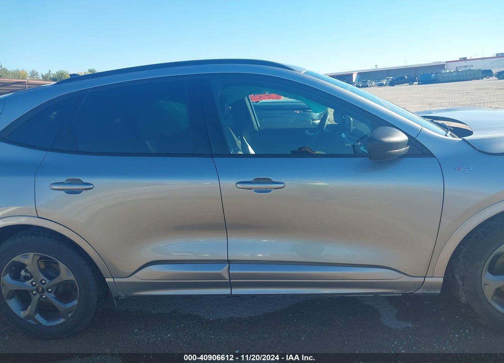 2024 FORD ESCAPE ST LINE VIN: 1FMCU0MNXRUA04582