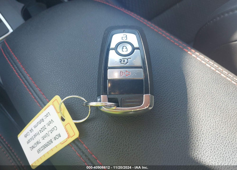 2024 FORD ESCAPE ST LINE VIN: 1FMCU0MNXRUA04582