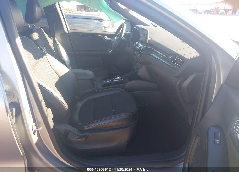 2024 FORD ESCAPE ST LINE VIN: 1FMCU0MNXRUA04582