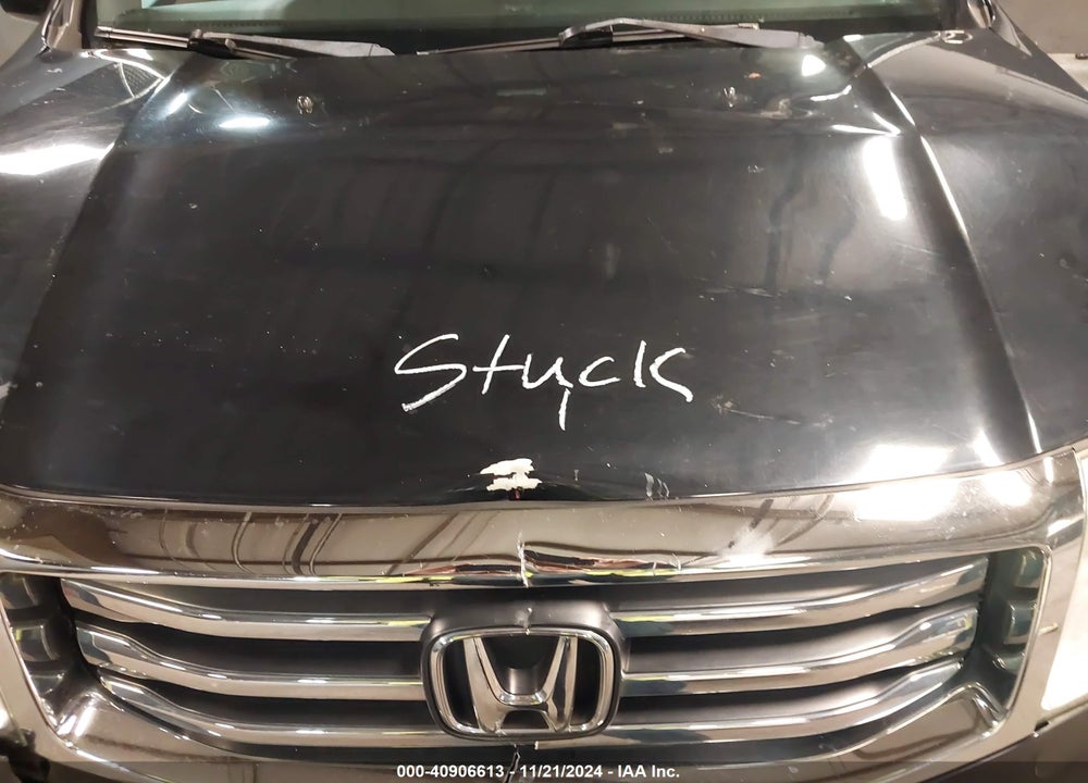 2012 HONDA PILOT VIN: 5FNYF4H59CB075990