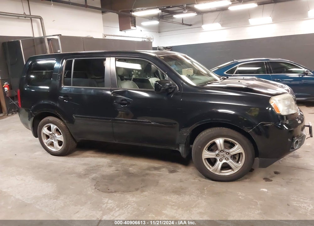 2012 HONDA PILOT VIN: 5FNYF4H59CB075990