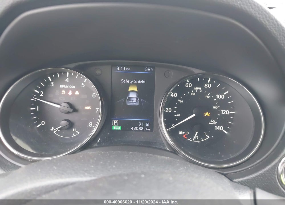 2018 NISSAN ROGUE SV VIN: KNMAT2MV9JP609934