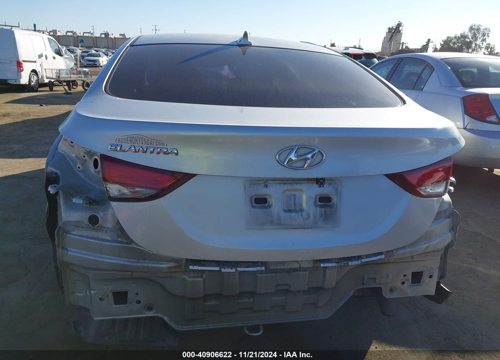 2015 HYUNDAI ELANTRA SE VIN: 5NPDH4AEXFH643494