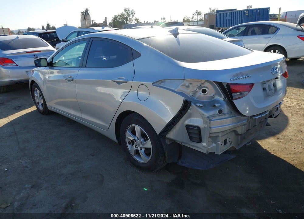 2015 HYUNDAI ELANTRA SE VIN: 5NPDH4AEXFH643494