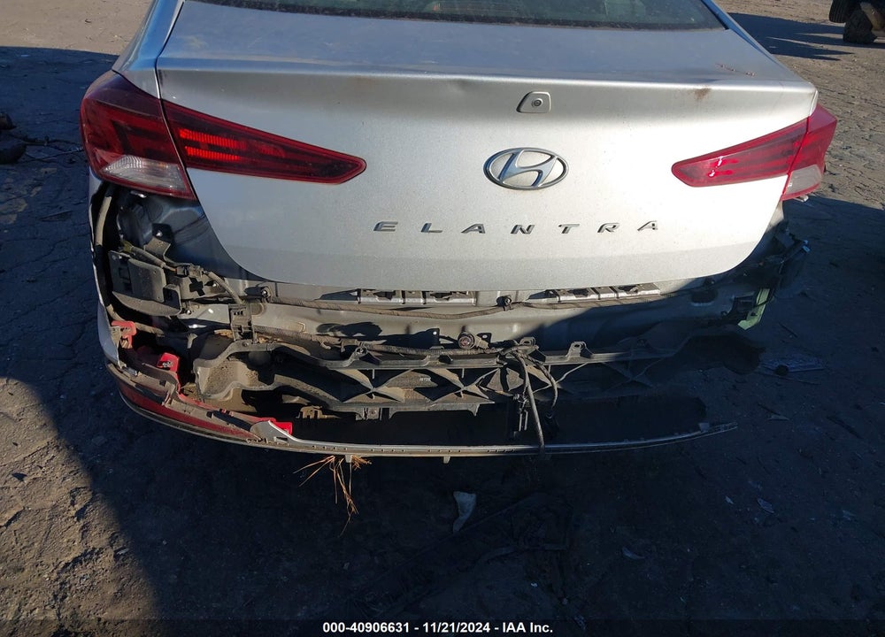 2019 HYUNDAI ELANTRA SEL VIN: KMHD84LF4KU758903