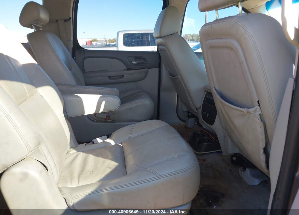 2009 CHEVROLET SUBURBAN 1500 LT2 VIN: 1GNFC26J19R252238