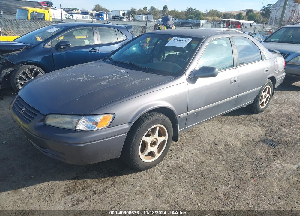 1998 TOYOTA CAMRY LE V6 VIN: JT2BF22K5W0143299