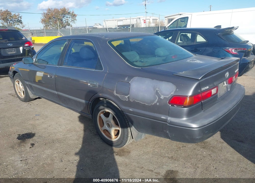 1998 TOYOTA CAMRY LE V6 VIN: JT2BF22K5W0143299