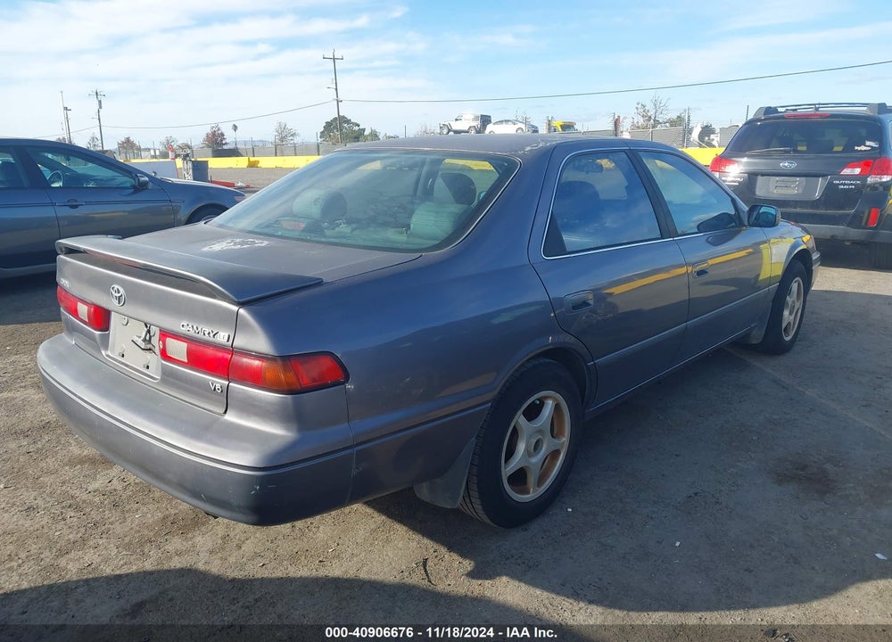 1998 TOYOTA CAMRY LE V6 VIN: JT2BF22K5W0143299