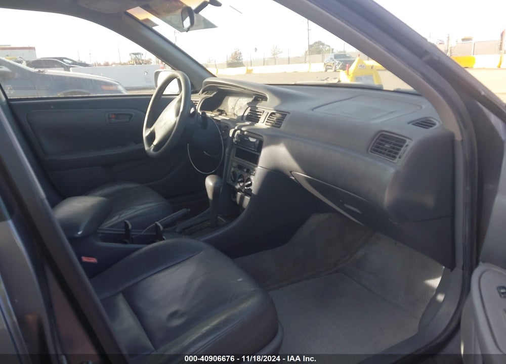 1998 TOYOTA CAMRY LE V6 VIN: JT2BF22K5W0143299