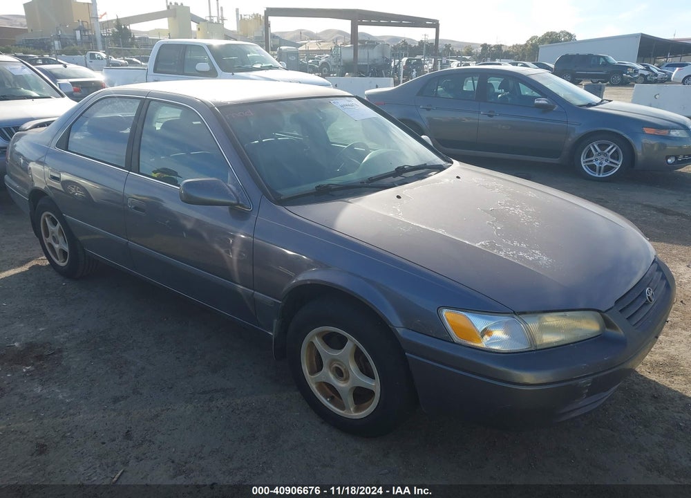 1998 TOYOTA CAMRY LE V6 VIN: JT2BF22K5W0143299